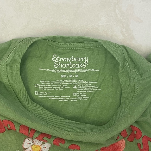 Strawberry Shortcake Kindness Helps Friendship Grow T-shirt . - Picture 5 of 6